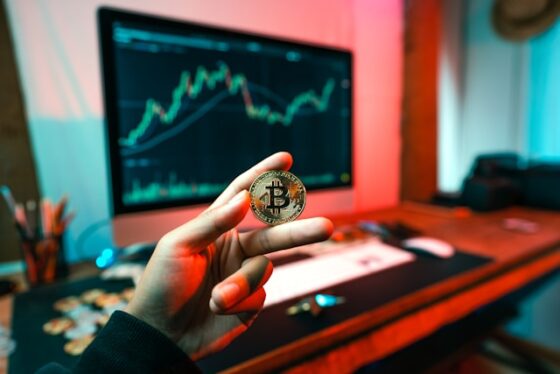 Kannattaako säästöjä sijoittaa kryptovaluuttoihin?